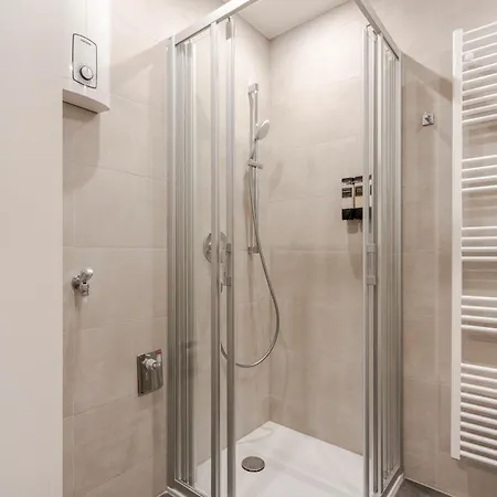 I Nahe Hbf&zentrum Apartment *